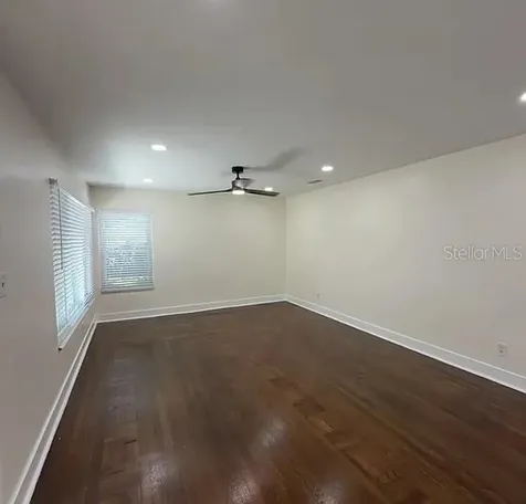 270 W Pineloch Avenue Orlando FL 32806