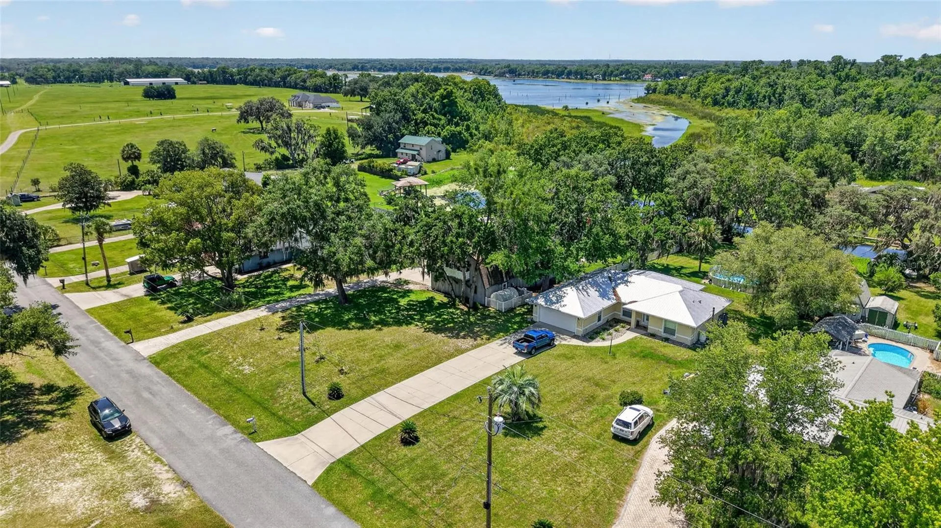 11932 SE 196th Street Dunnellon FL 34431