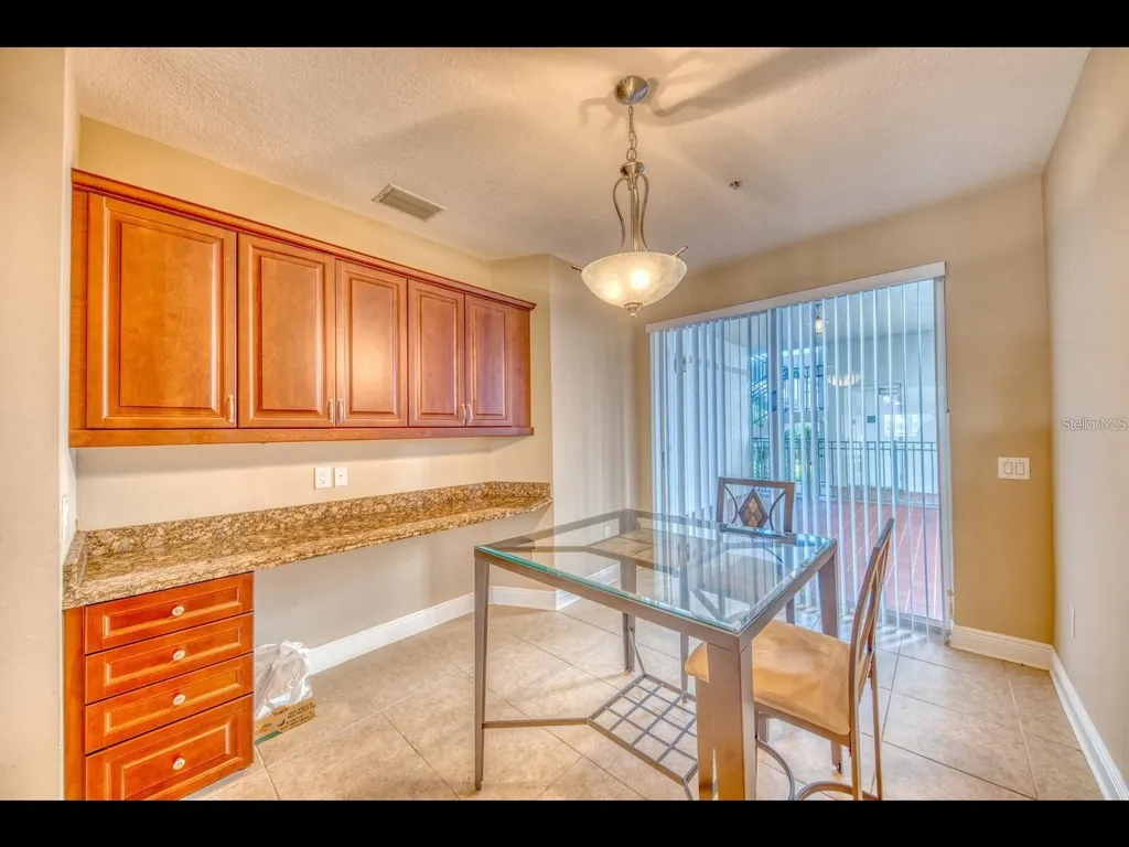 1042 Bellasol Way Apollo Beach FL 33572