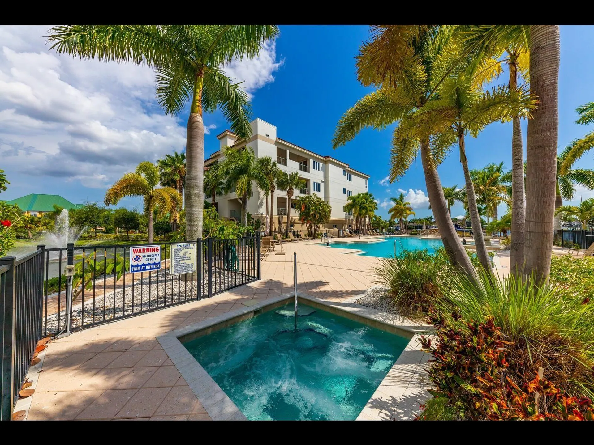 1042 Bellasol Way Apollo Beach FL 33572
