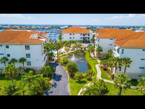 1042 Bellasol Way Apollo Beach FL 33572