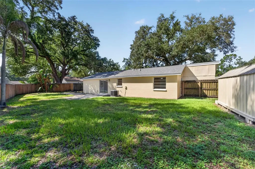 522 Highview Circle N Brandon FL 33510
