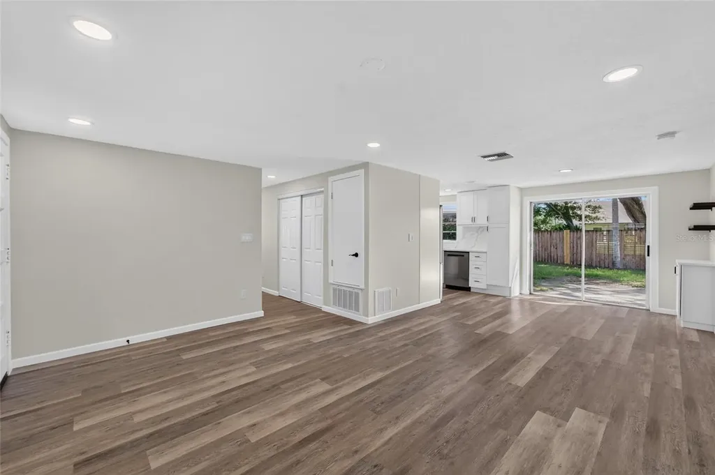 522 Highview Circle N Brandon FL 33510