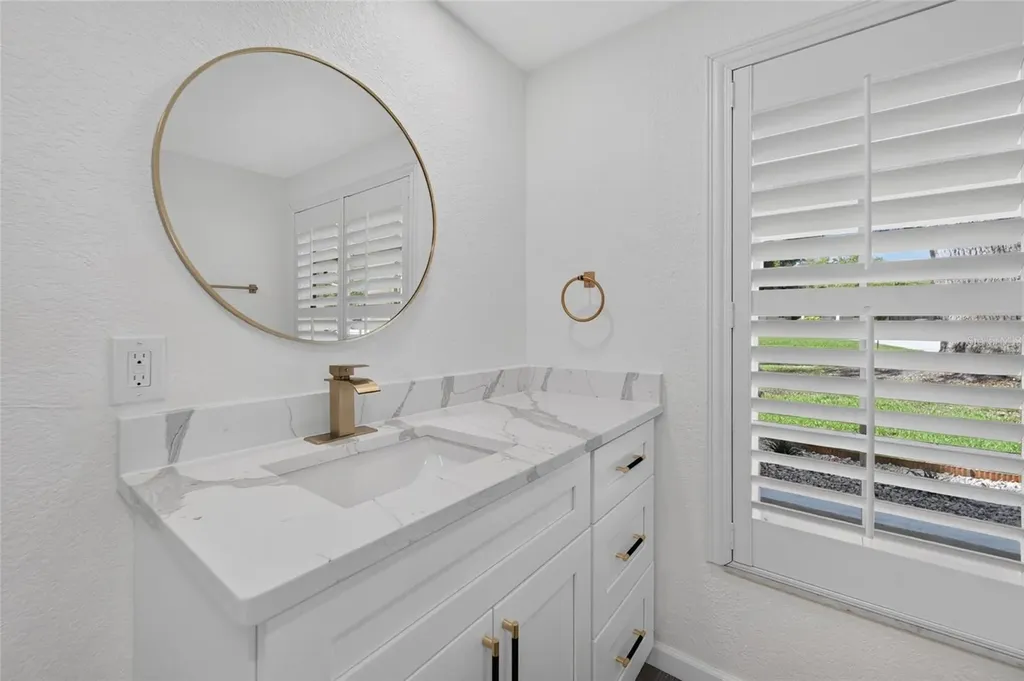 522 Highview Circle N Brandon FL 33510