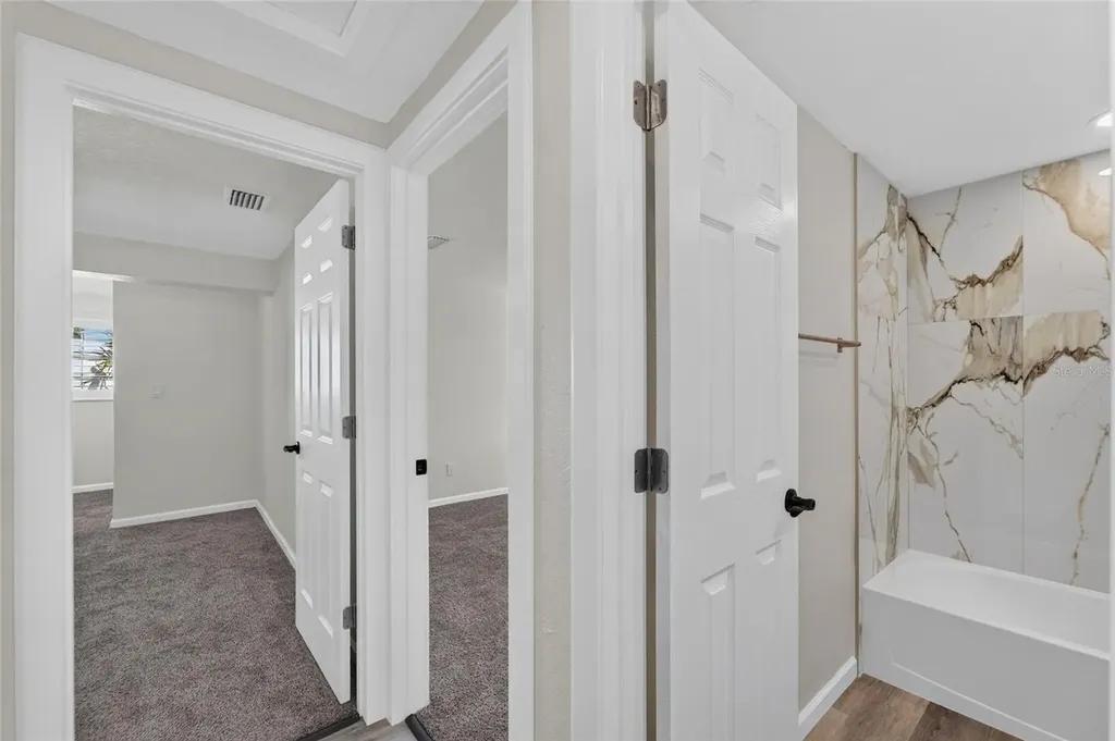 522 Highview Circle N Brandon FL 33510