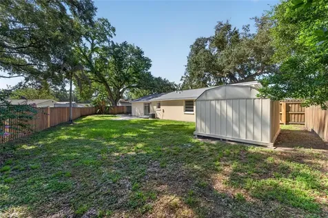 522 Highview Circle N Brandon FL 33510