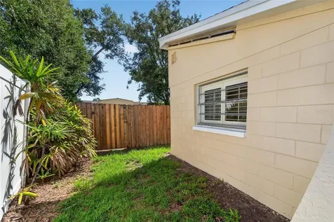 522 Highview Circle N Brandon FL 33510