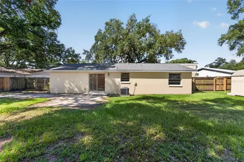 522 Highview Circle N Brandon FL 33510