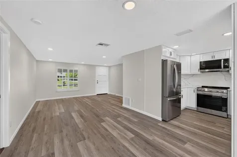 522 Highview Circle N Brandon FL 33510