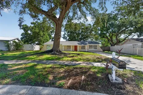 522 Highview Circle N Brandon FL 33510