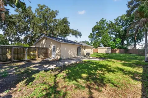 522 Highview Circle N Brandon FL 33510