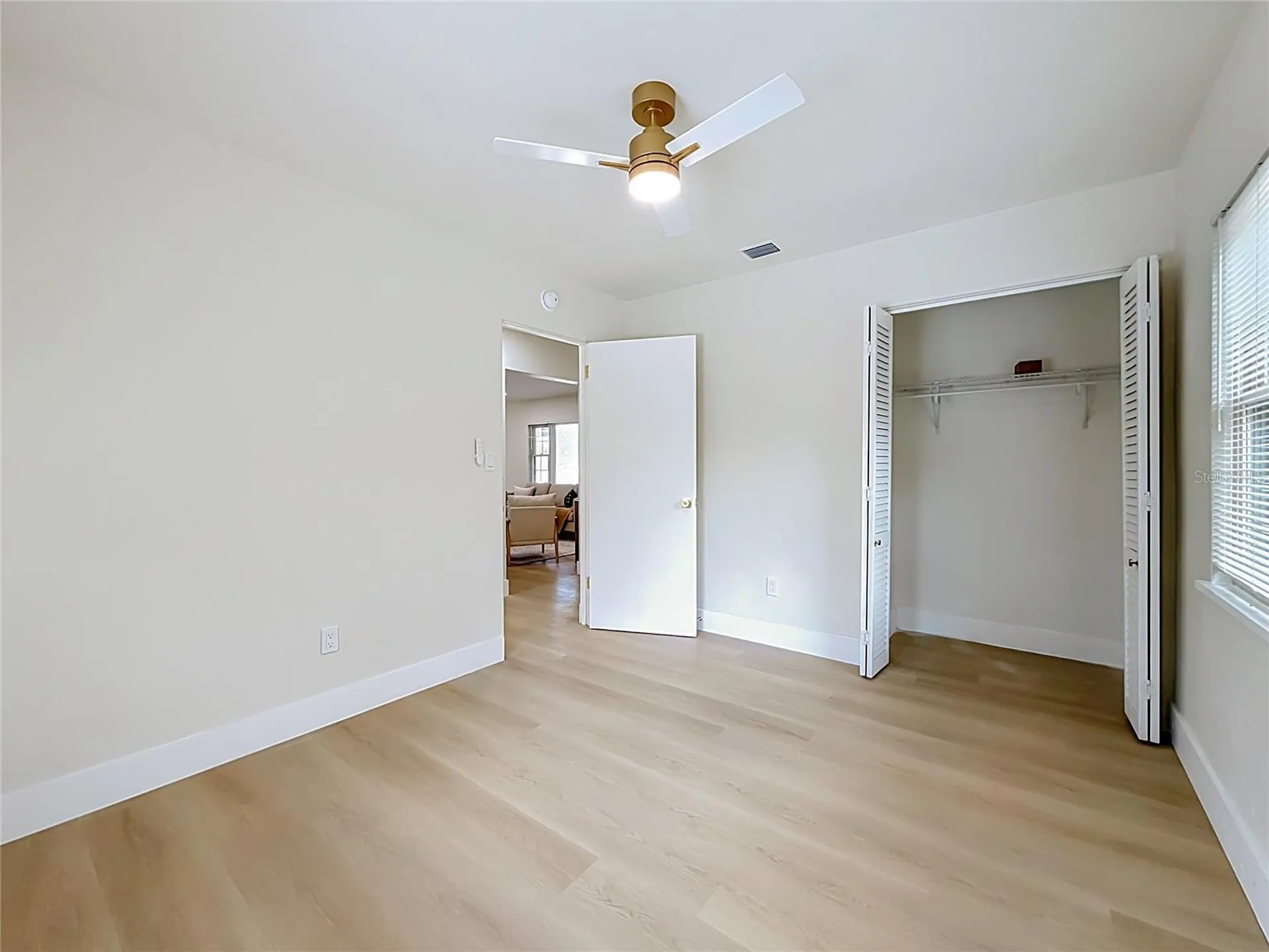 516 S Exeter Street Eustis FL 32726
