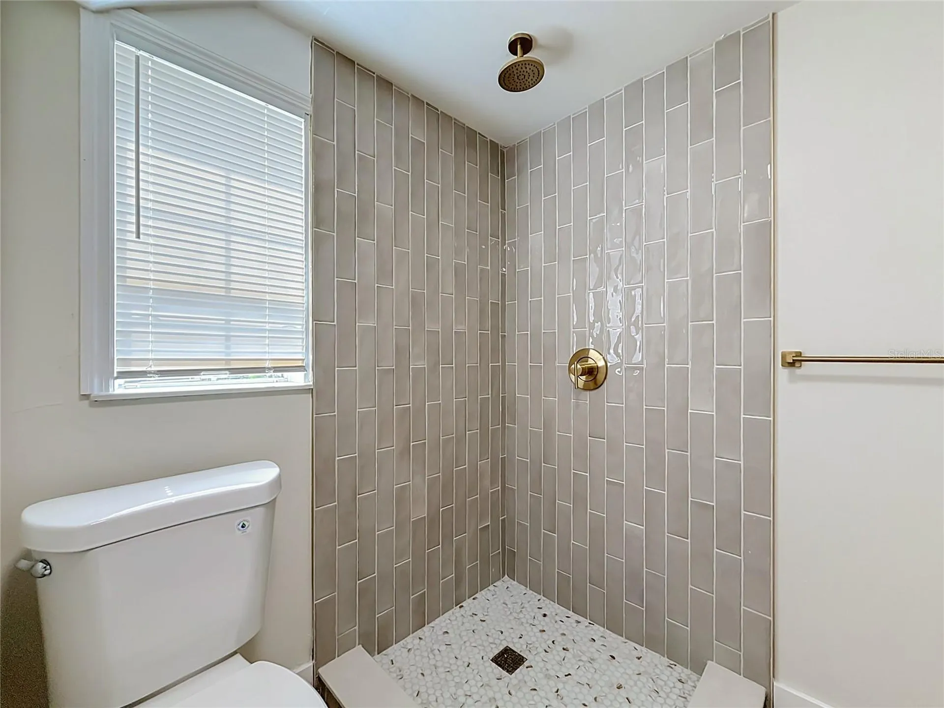 516 S Exeter Street Eustis FL 32726