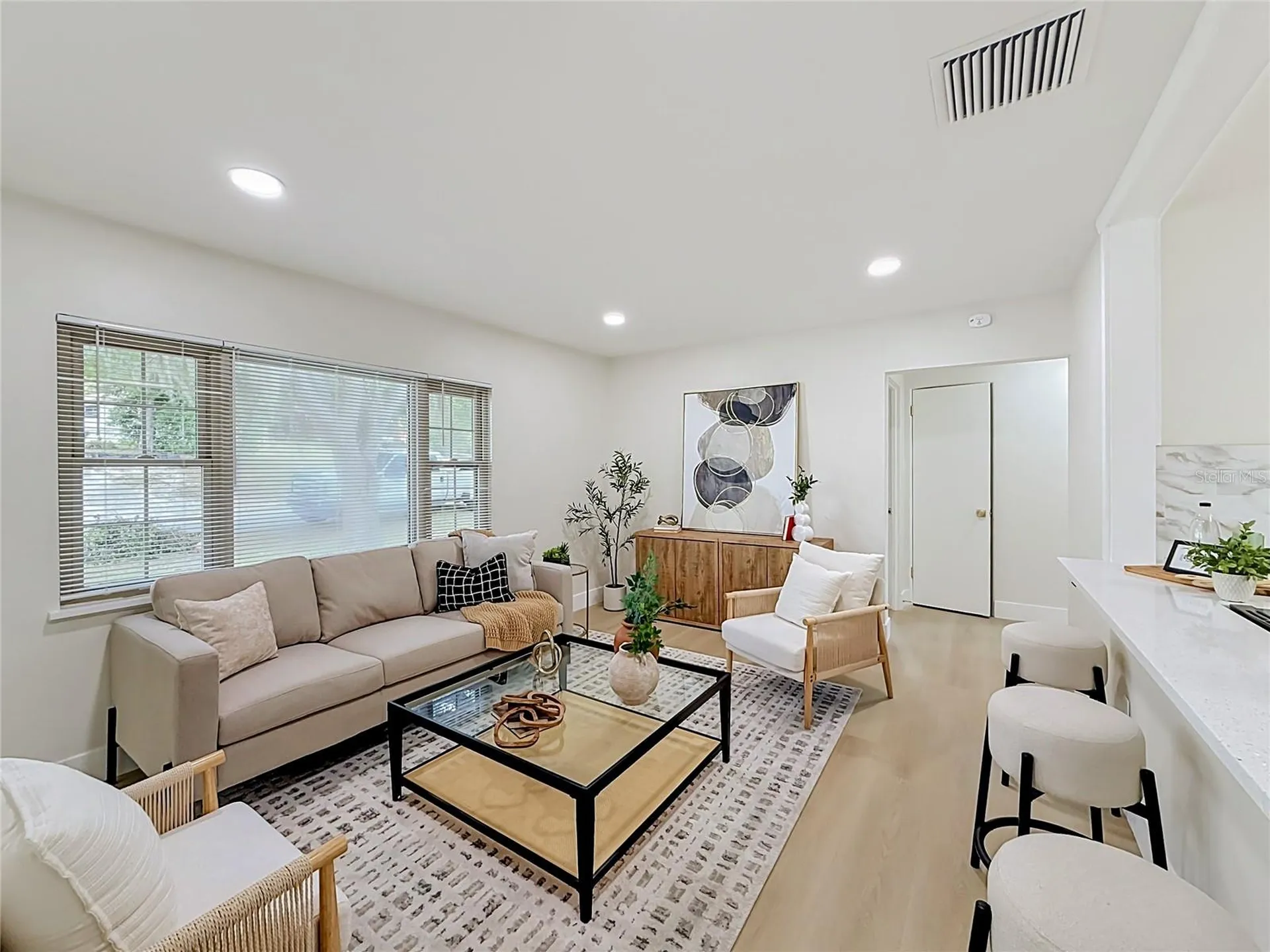 516 S Exeter Street Eustis FL 32726