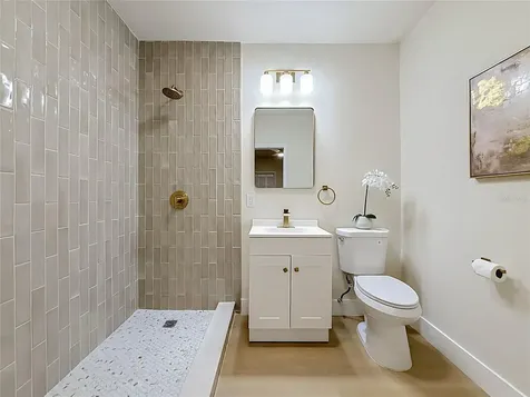 516 S Exeter Street Eustis FL 32726