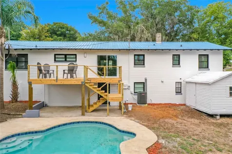 516 S Exeter Street Eustis FL 32726