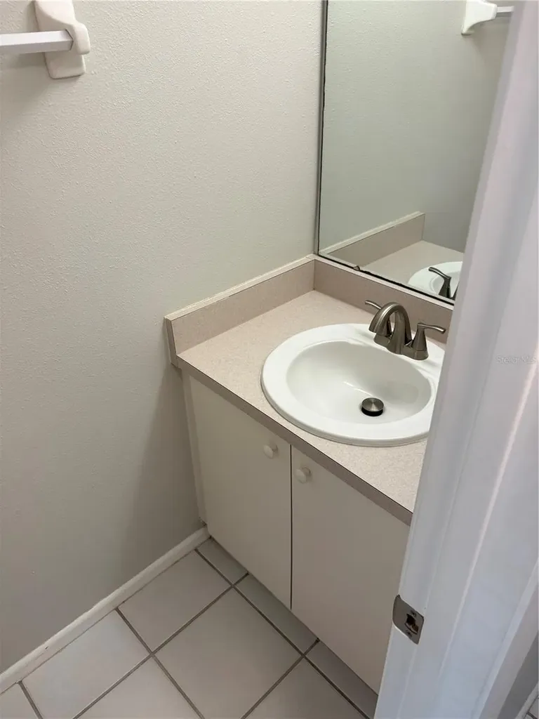 515 30th Avenue W Bradenton FL 34205