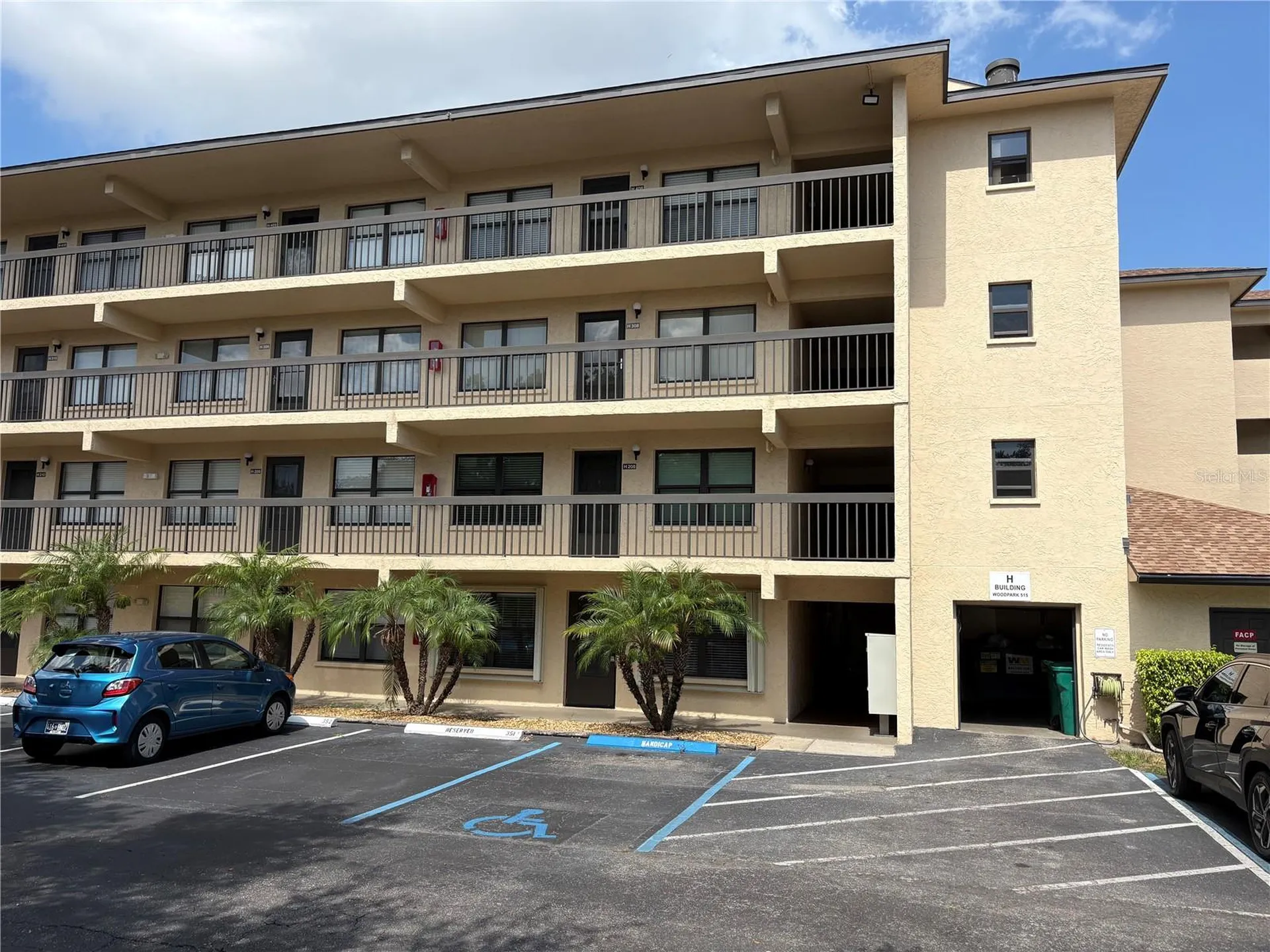 515 30th Avenue W Bradenton FL 34205