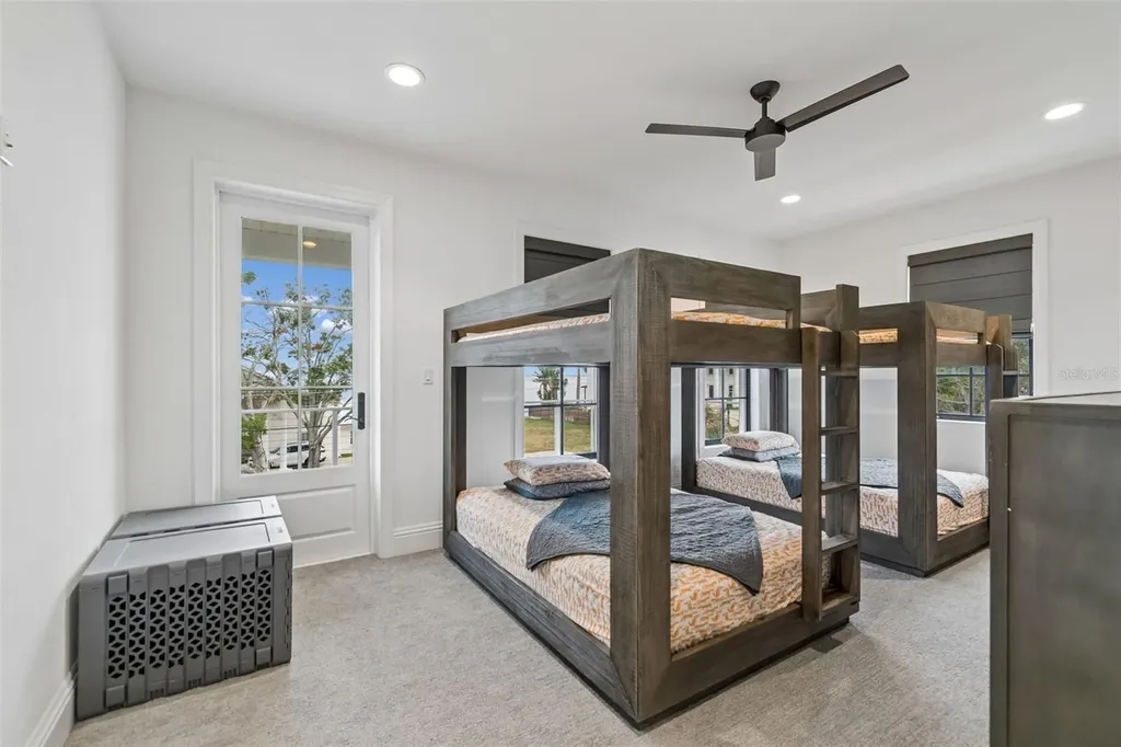 5811 Mariner Street Tampa FL 33609