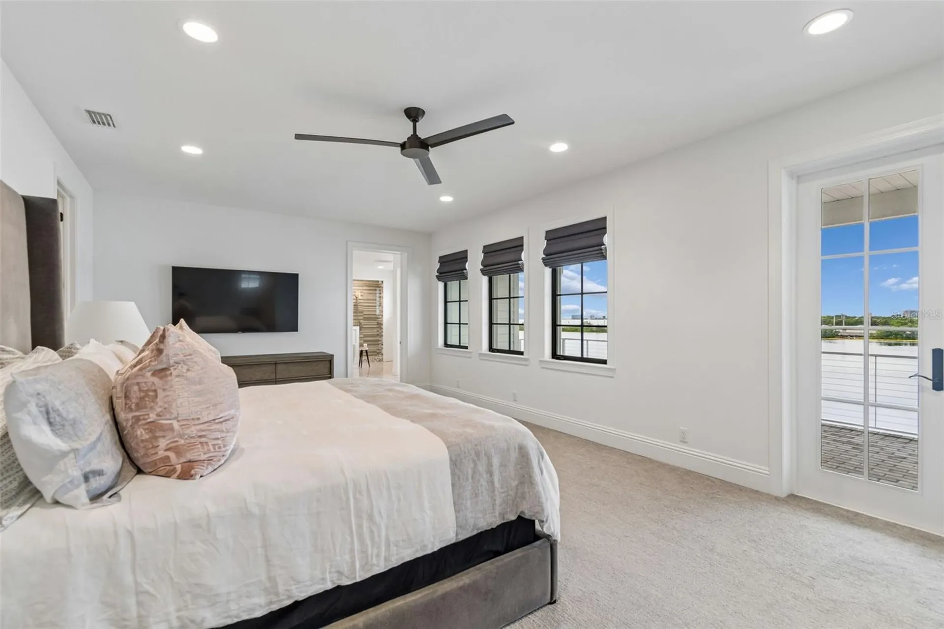 5811 Mariner Street Tampa FL 33609