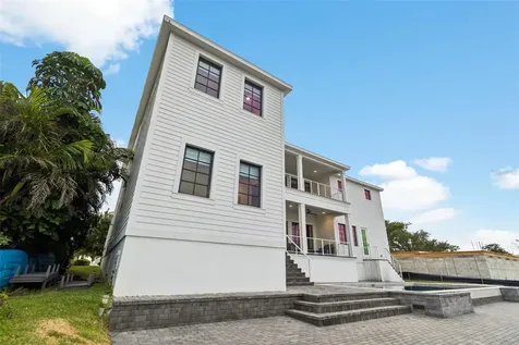 5811 Mariner Street Tampa FL 33609