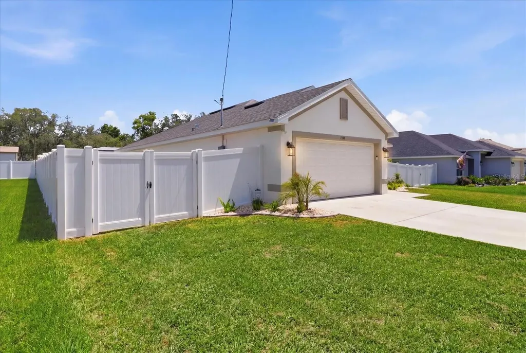 9345 SE 157th Place Summerfield FL 34491