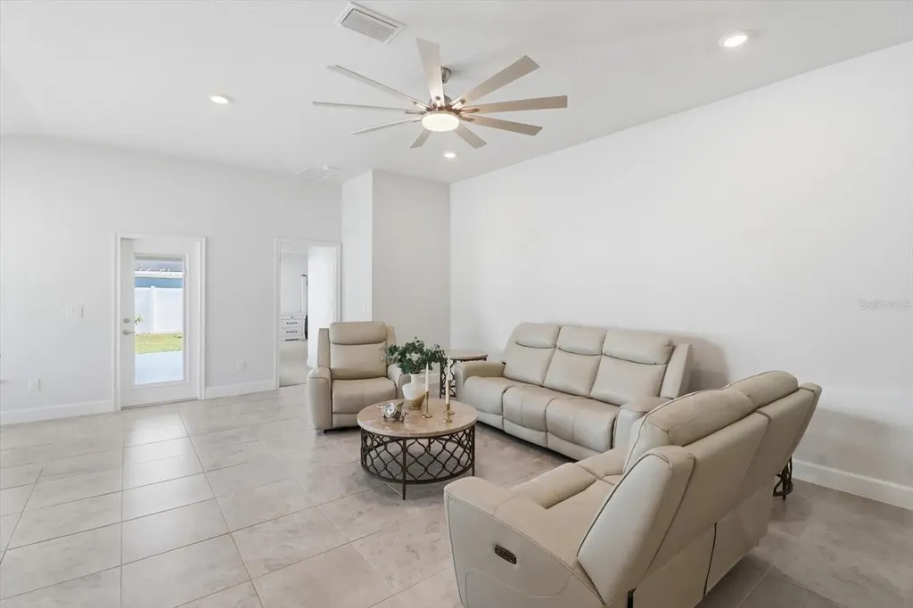 9345 SE 157th Place Summerfield FL 34491