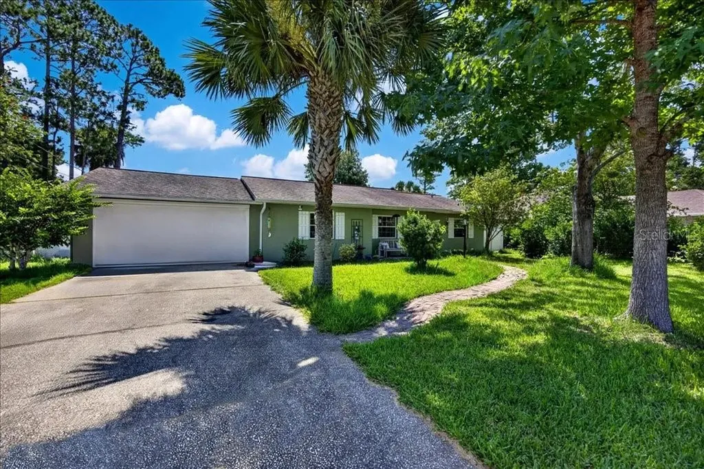 12 Bracken Lane Palm Coast FL 32137