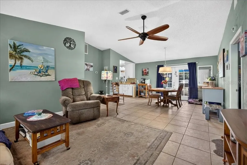 12 Bracken Lane Palm Coast FL 32137
