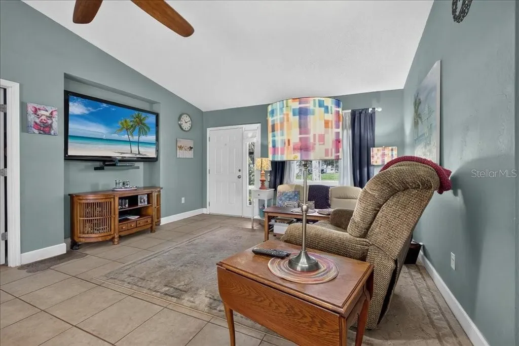 12 Bracken Lane Palm Coast FL 32137
