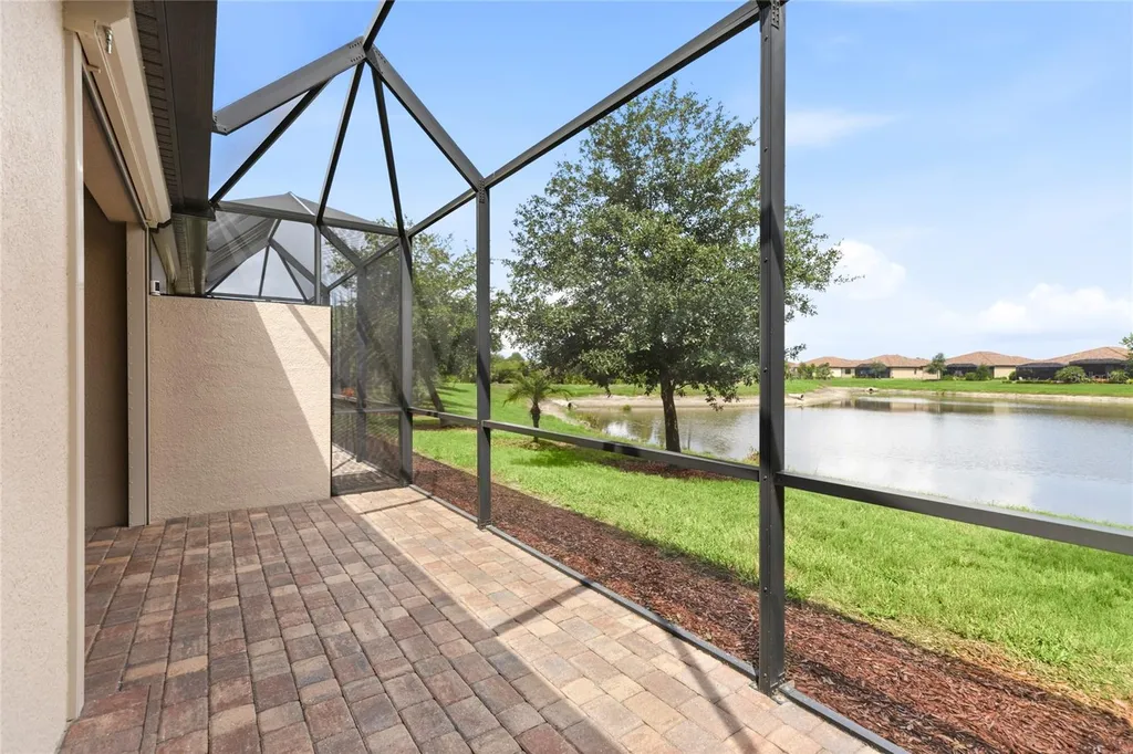 12192 Amica Loop Venice FL 34293