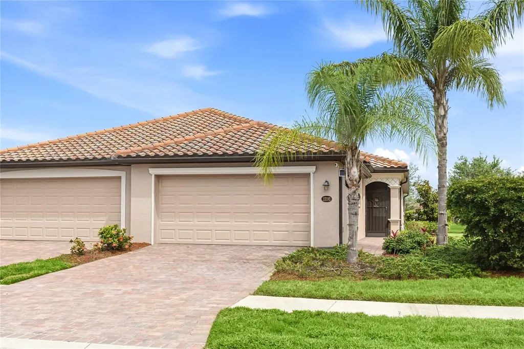 12192 Amica Loop Venice FL 34293