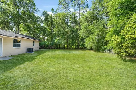 111 Elm Avenue Palatka FL 32177