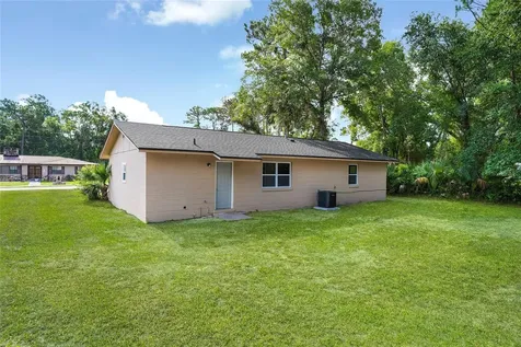 111 Elm Avenue Palatka FL 32177