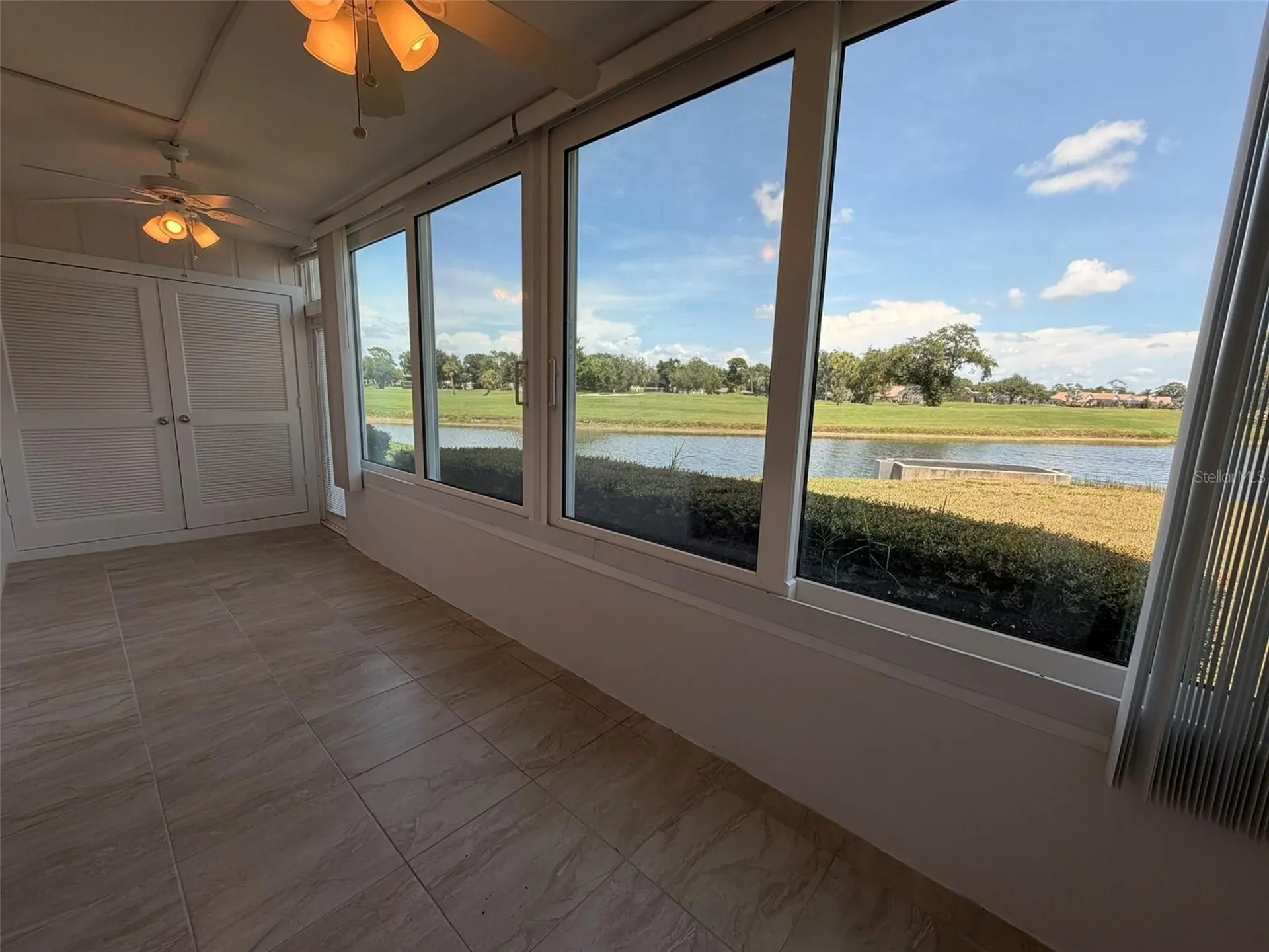 7153 W Country Club Dr N Sarasota FL 34243
