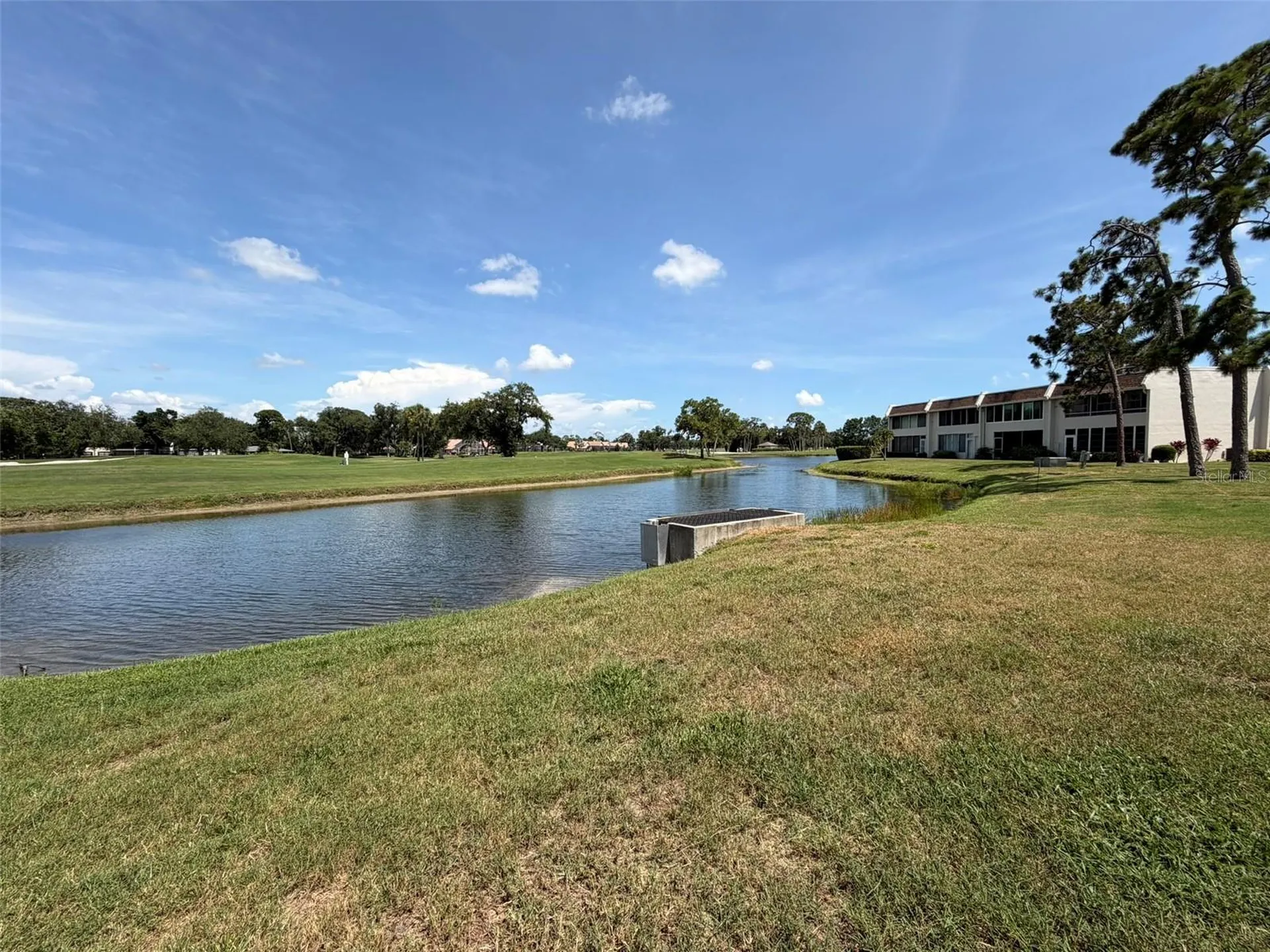7153 W Country Club Dr N Sarasota FL 34243