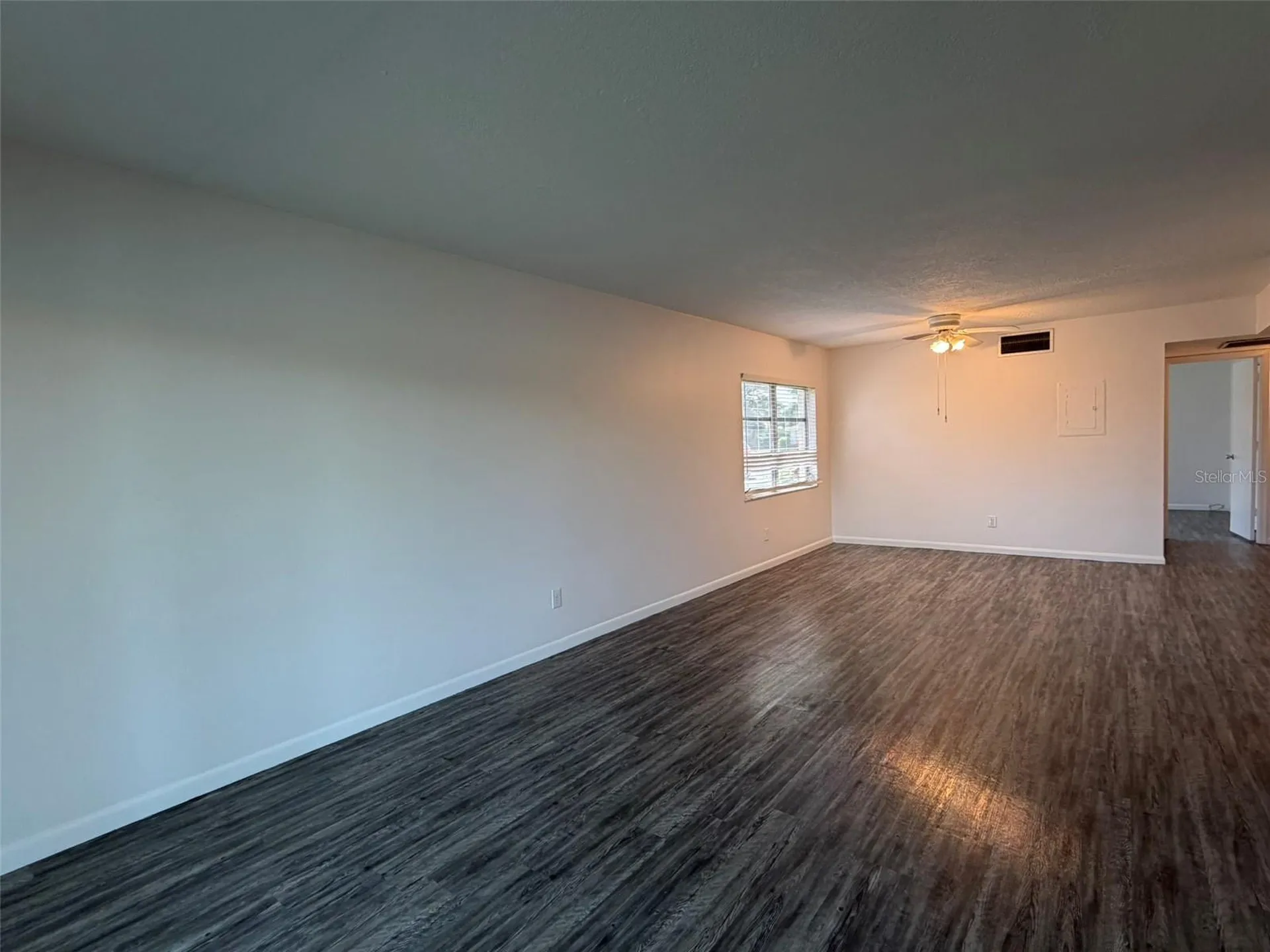 7153 W Country Club Dr N Sarasota FL 34243