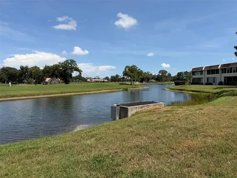 7153 W Country Club Dr N Sarasota FL 34243