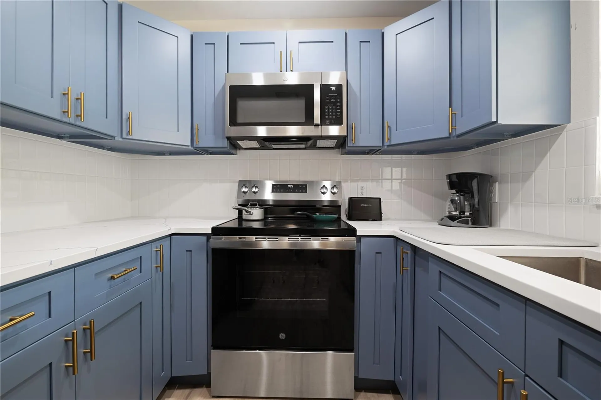 1809 E Knollwood Street Tampa FL 33610