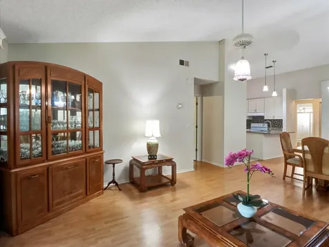 5100 Burchette Road Tampa FL 33647