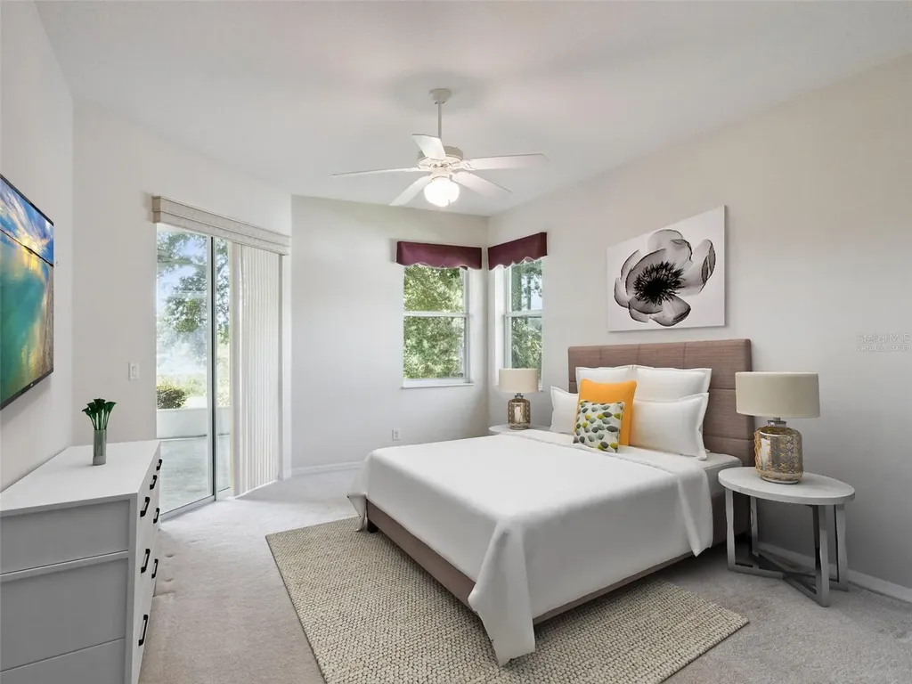 21606 King Henry Avenue Leesburg FL 34748
