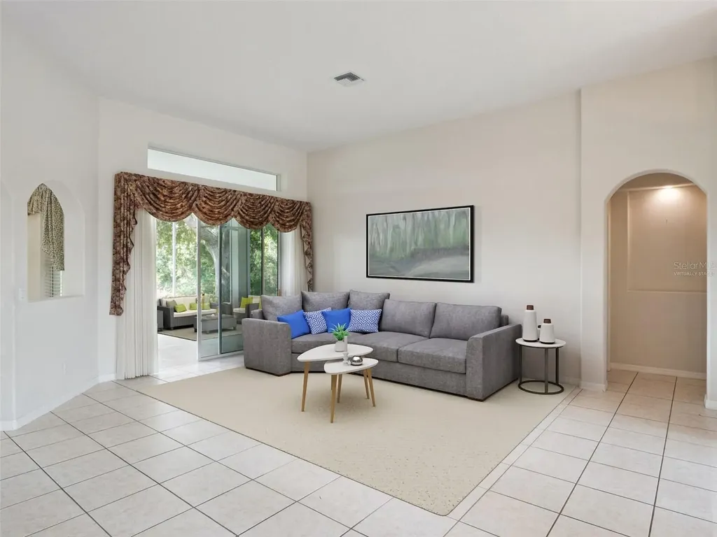 21606 King Henry Avenue Leesburg FL 34748