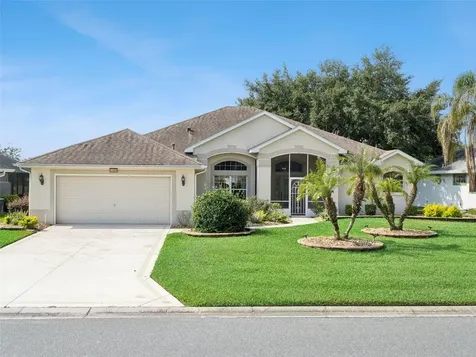 21606 King Henry Avenue Leesburg FL 34748