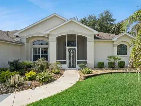 21606 King Henry Avenue Leesburg FL 34748