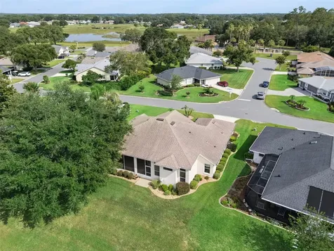 21606 King Henry Avenue Leesburg FL 34748