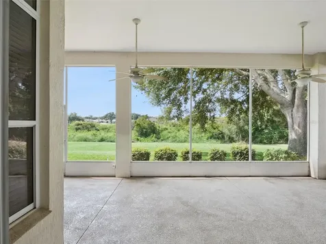 21606 King Henry Avenue Leesburg FL 34748