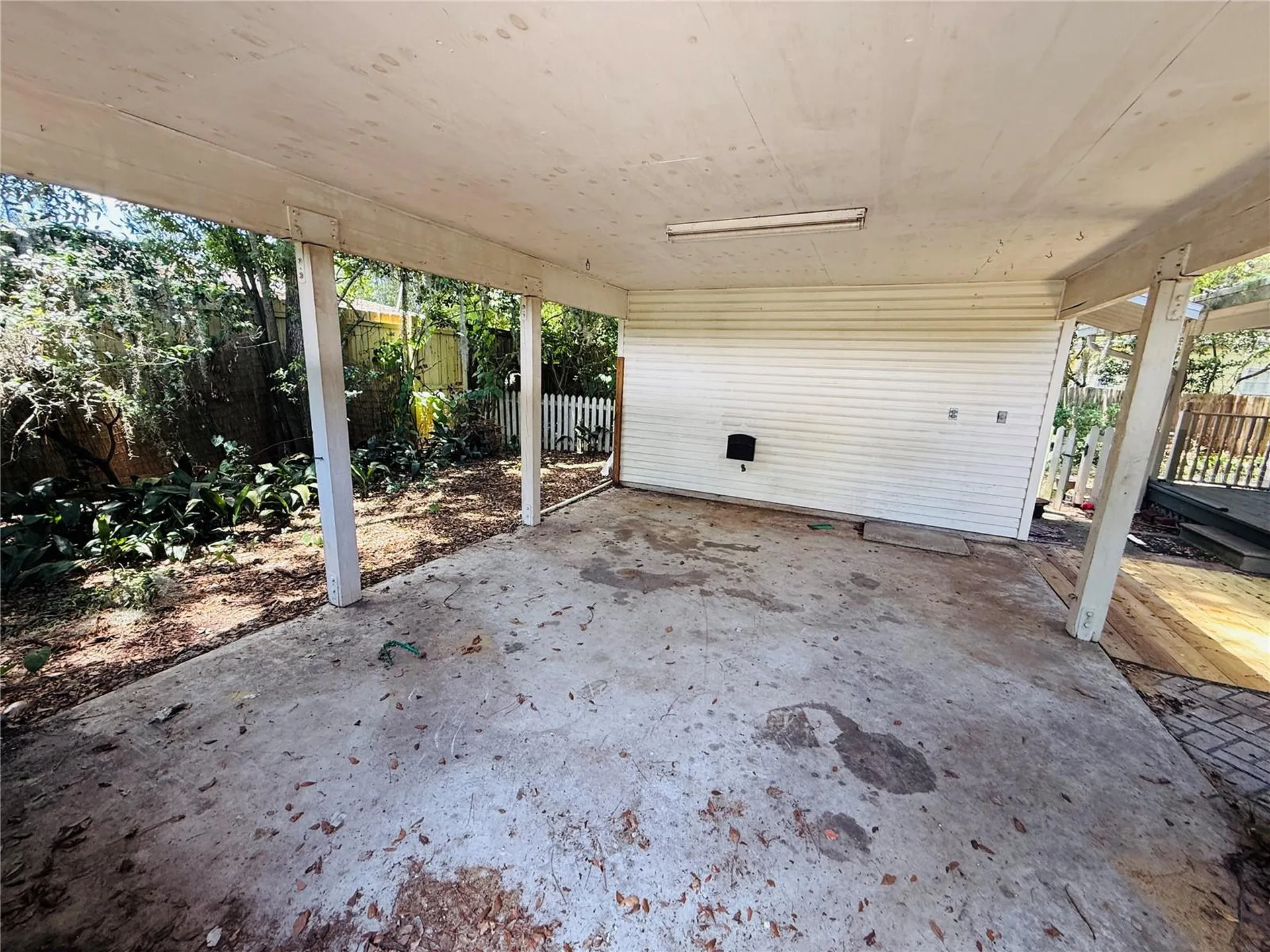 745 NE 10th Avenue Gainesville FL 32601