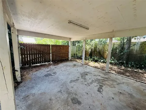 745 NE 10th Avenue Gainesville FL 32601