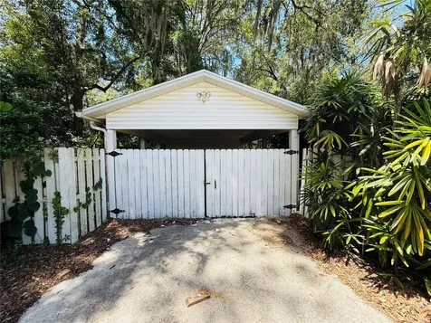 745 NE 10th Avenue Gainesville FL 32601