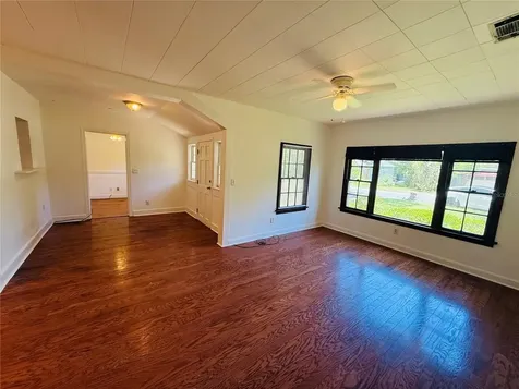 745 NE 10th Avenue Gainesville FL 32601